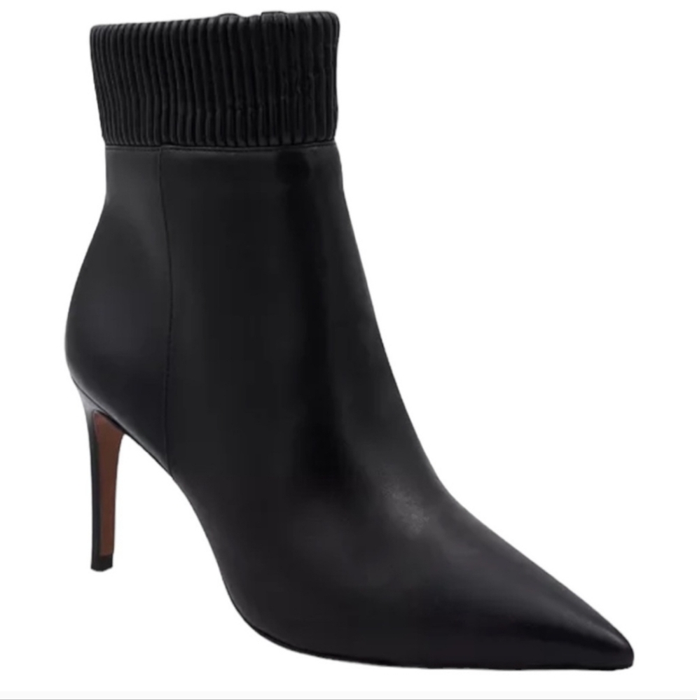 BCBGMAXAZRIA Lorane Ribbed Cuff Booties Black Nappa Leather Size 9.5 NIB